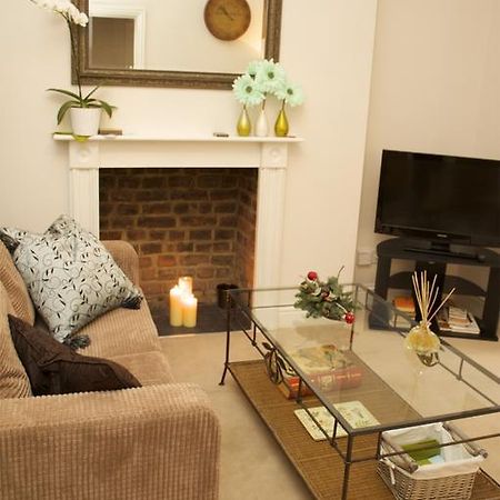 Hammersmith Apartment เบรนท์ฟอร์ด ห้อง รูปภาพ