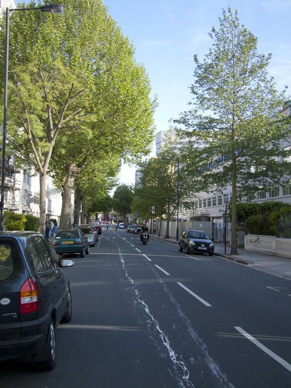 Hammersmith Apartment เบรนท์ฟอร์ด ภายนอก รูปภาพ